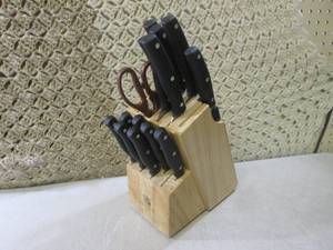 lot 136 image: (EC1) Miracle Blade World Class Kit...