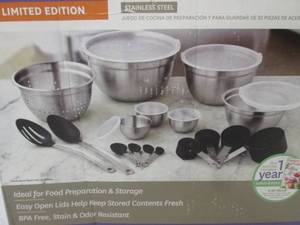 lot 139 image: (CS) 23pc Stainless Steel Prep & St...