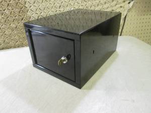 lot 150 image: (RMDR) Metal Lock Box with Key 9 1...