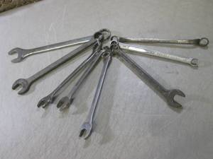 lot 153 image: (EW2) Assorted Larger Wrenches...