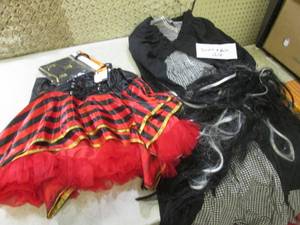 lot 253 image: (RM2) Adult Pirate TutuBandana and...