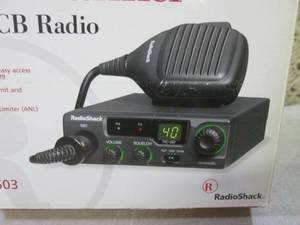 lot 258 image: (BSB) Radio Shack 40-Channel Mobile...