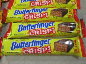 lot 300 image: (B-3) 12 Butterfinger Crisps Candy ...