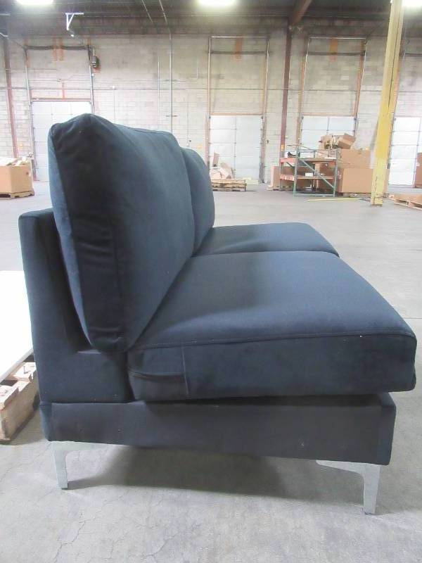 lot 135 image: Sofamania Loveseat (part of sectional EXP205-VV).