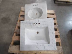 lot 241 image: WHOLESALE MIXED PALLET OF MISCELLANEOUS VANITY TOPS