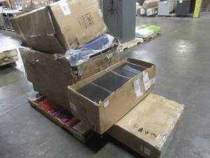 lot 152 image: WHOLESALE MIXED PALLET OF MISCELLANEOUS OUTDOORINDOOR FURNITURE