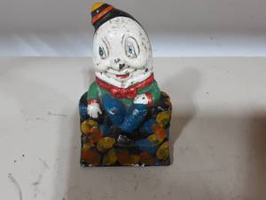 Vintage Cast iron Humpty Dumpty Money Coin Bank 5 Tall