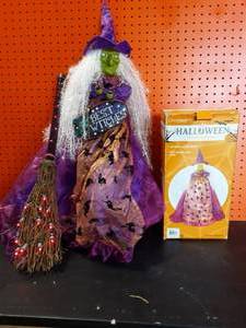 lot 15 image: Lighted 2 Ft. 6-In. Wendy The Witch & Purple Broom