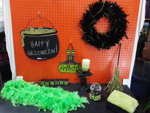 lot 37 image: Cauldron Chalk Board, Raven Handle Holder, Feather Wreath Boa, Snow Globe, Misc