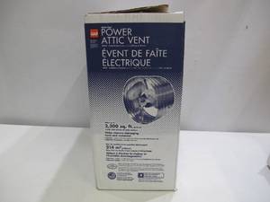 lot 833 image: GAF Master Flow 1450 CFM SIlver Electric Powered Gable Mount Electric Attic Fan - Model EGV5