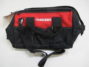 lot 822 image: Husky 15 in. 8 Pocket Zippered Tool Bag