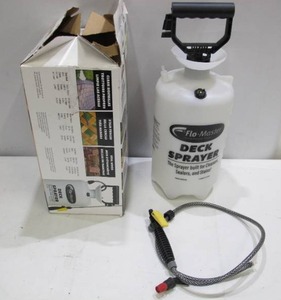 lot 882 image: Flo-Master 2-Gallon Deck Outdoor Sprayer