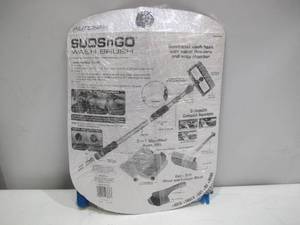 lot 885 image: AutoSpa Suds-N-Go RV and Car Washing Kit