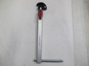 lot 896 image: Bok Lot of 15 Husky Pipe Bending Tools