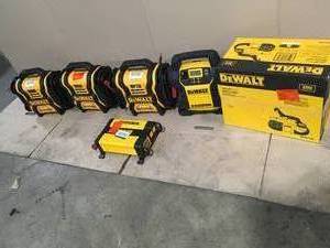 lot 43 image: Lot of Assorted Portable Power Stations No Checked Customer Returns See Pictures
