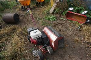 Brown Model F-781 H Bed Edger