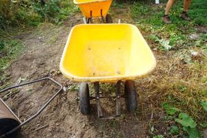 Tandem Wheel Wheel Barrel