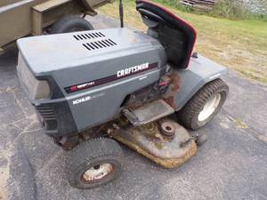 lot 11 image: Craftsman 18 HP Lawn Mower