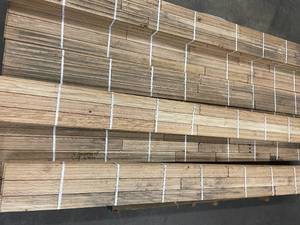 lot 122 image: 210 SF of Premium High Quality 2 14 Somerset UNFINISHED Hardwood - Can Stain any color you want