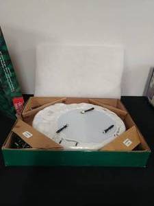 Holiday Skaters Set
