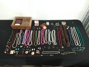 Collection of Jewelry