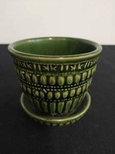 Small Vintage McCoy Green Planter