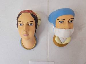 lot 08 image: Extremely Rare Vintage Hand-Painted Womens - Wall Bust Sculptures 25.5 X 9.75