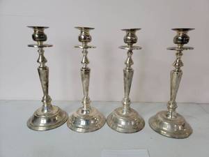lot 10 image: 4 Stunning Vintage International Silver Company Silver-Plated Candlesticks-11 x 4 78