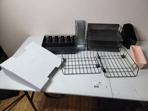 lot 97 image: Office Starter Essential Collection-Cash Register Drawer Desk Organizers & More