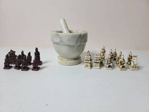 lot 99 image: Vintage Collector Items WhiteBrown Antique Chess Hand Carved Terracotta Army Pieces & Marble Mortar With Pestle