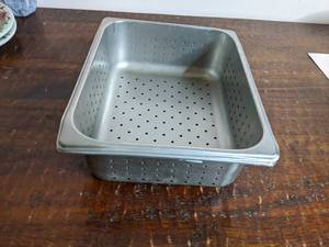 lot 132 image: 2 Stainless Steel Chafing Dishes