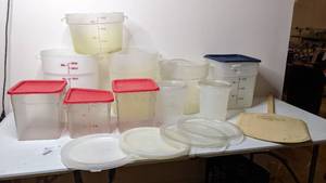 lot 191 image: Large Food Storage Collection and Wooden Pizza Peel
