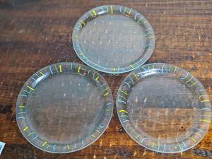 lot 50 image: 3 10.5 Hand Painted Glass Plates