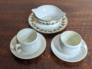 lot 152 image: Vintage China Collection-7.5 x 2.25Limoges France Ceralene Gravy Boat with Attached Plate 2 Porsgrund Norway Teacups Slight Cracking 2 Porsgrund Norway Saucers