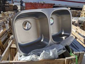 Stainless Steel Undermount Double Kitchen Sink - This fits the Granite Kitchen Countertops  32-38 x 18-14 x about 9 Deep