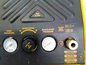 lot 23 image: Great Condition Dewalt Air Compressor