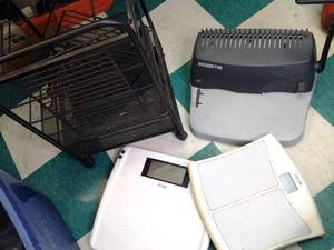 lot 29 image: Office Essentials Docubind P100 Binding Machine, (2) Scales, Rolling Storage