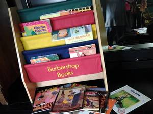 lot 116 image: Childrens Barbershop Bookshelf with Many Childrens Books