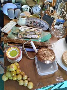 lot 71 image: Enormous Lot of Vintage Home Decor Grape Seed Bunch, Tissue Box, Wicker, and More. 