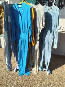 lot 89 image: Classic Vintage Womens Clothing Lot 112