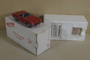 lot 3 image: Danbury Mint 1962 Chevrolet Corvette Die Cast Car