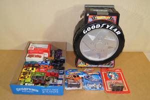 lot 36 image: Toy Car Assortment - Hot Wheels - McDonalds Racing