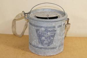 lot 74 image: Vintage Falls City Metal Minnow Bucket