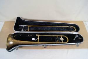 lot 118 image: Bundy Selmer Trombone in Hard Case