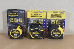 lot 156 image: 3 Stanley Fatmax Tape Measures - 25, 30, 35