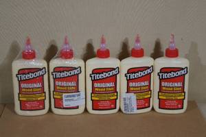 lot 150 image: 5 Bottles of Titebond Wood Glue