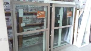 lot 160 image: Single Hung Thermo - Tech. 39.5 x 59.5