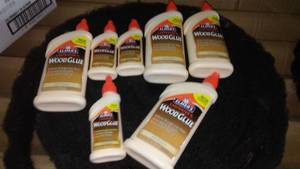 lot 277 image: Elmers Wood Glue (7) Variety