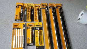 lot 318 image: DeWalt Bits & Blades Variety.