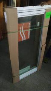 lot 352 image: Fixed Glass, Thermo Tech, 23.75 x 47.5.